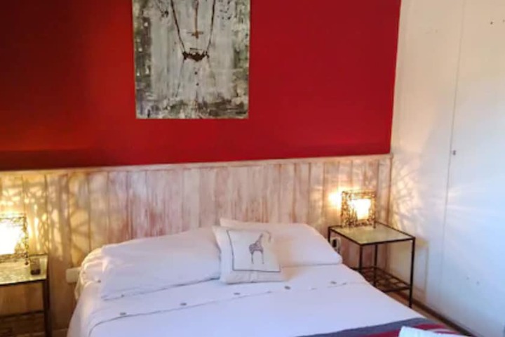 Room 5 of 48