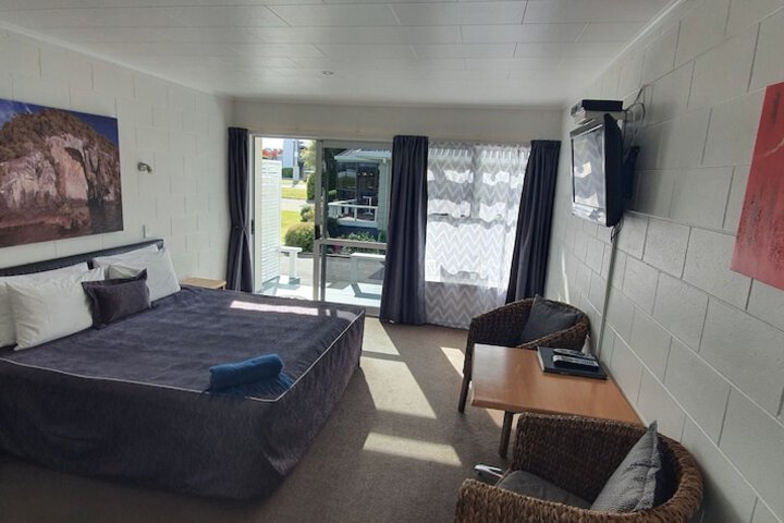 Room 12 of 54