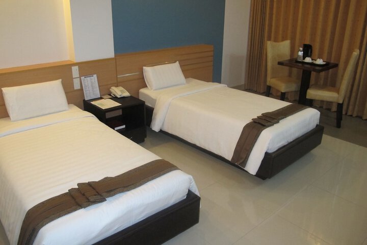 Room 14 of 39