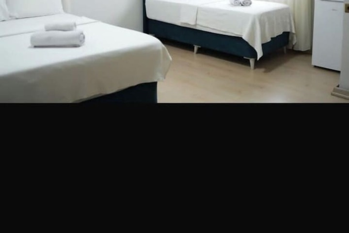 Room 12 of 24