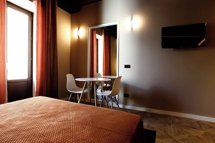 Room 17 of 183