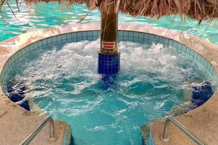 Pool 43 of 78