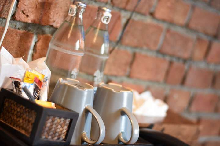 Breakfast/Coffee Service 17 of 38