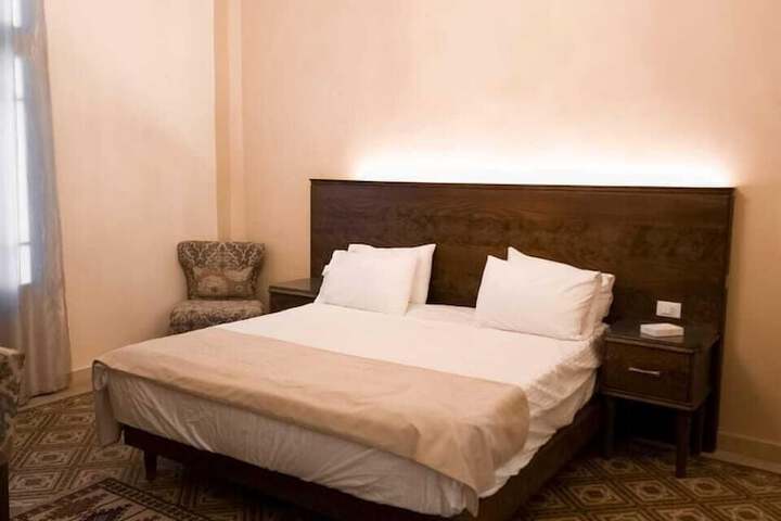 Room 4 of 29