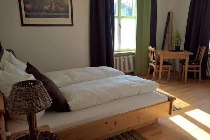 Room 17 of 50