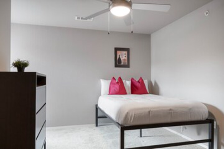 Room 17 of 31