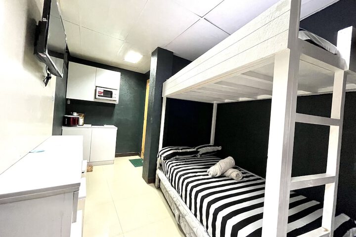 Room 17 of 24