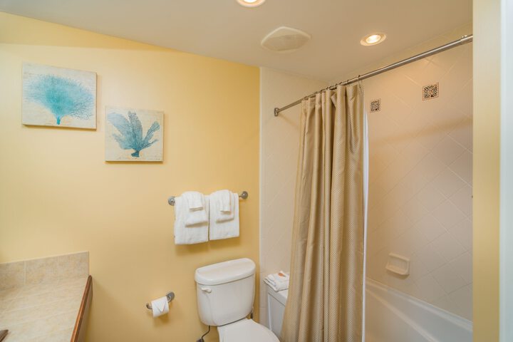 Room 205 of 270