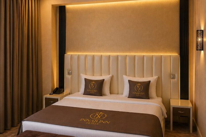 Room 18 of 42