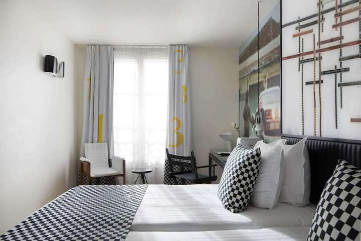 Room 25 of 71