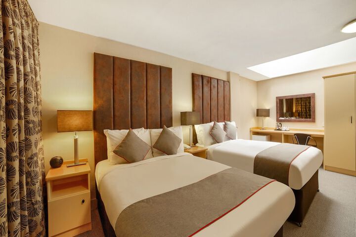 Room 15 of 58