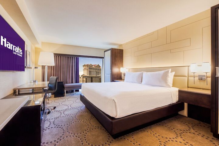 Valley Deluxe Room 1 King (5 of 41)