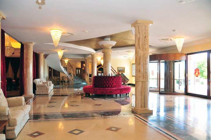 Hotel Lobby