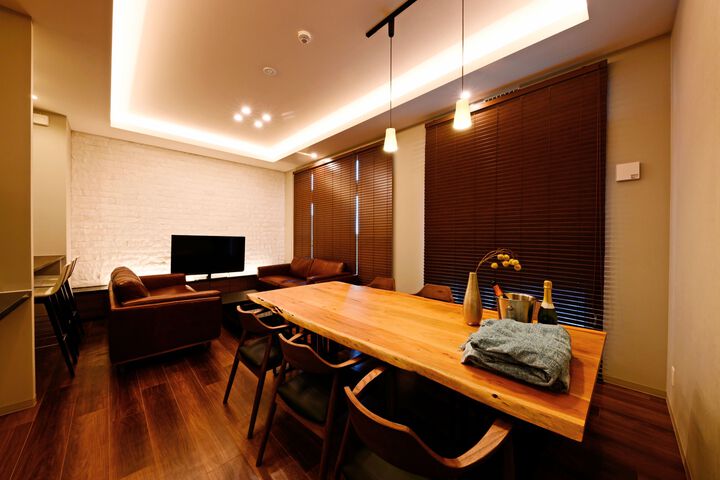 Room 40 of 226