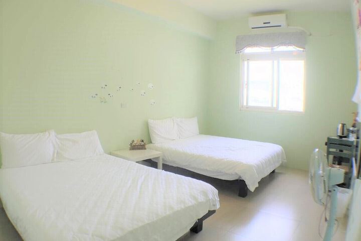 Room 29 of 69