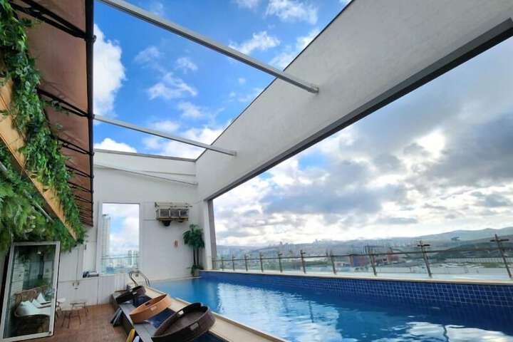 Pool 169 of 219