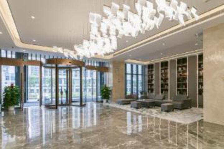 Lavande Hotel（Shaoguan High-speed Railway Station）