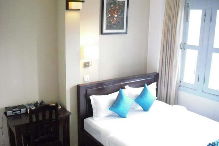 Room 19 of 47