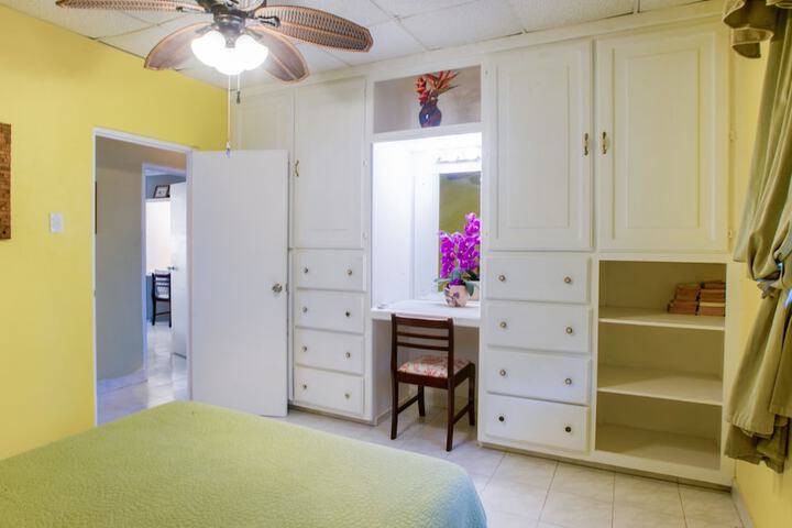 Room 7 of 47