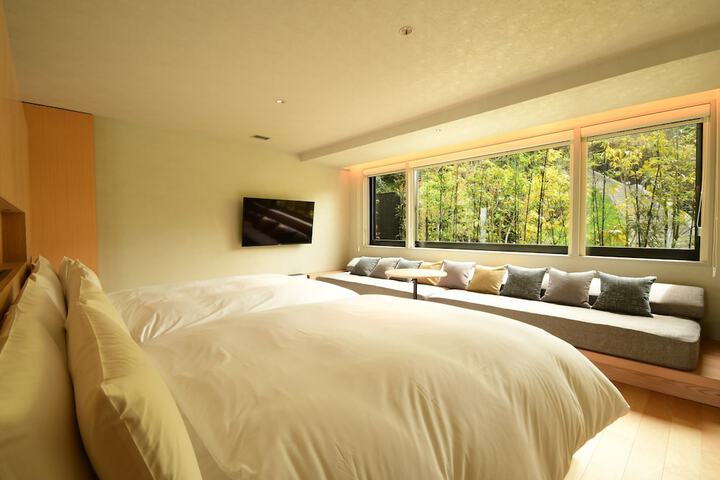 Room 4 of 59