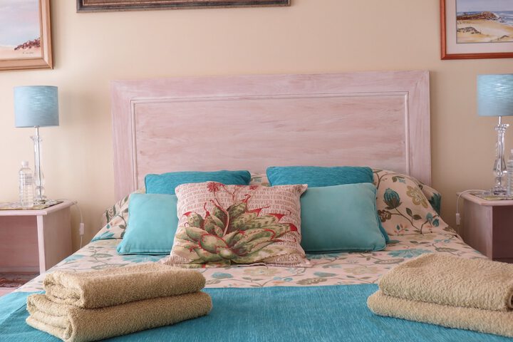 Room 9 of 26