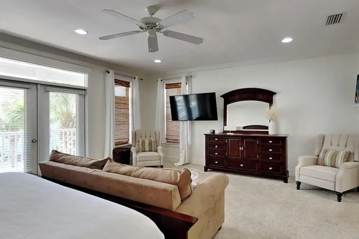 Room 3 of 23