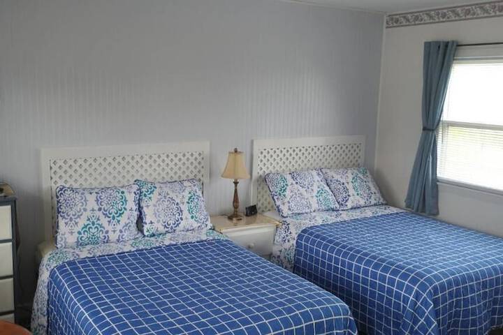 Room 7 of 32