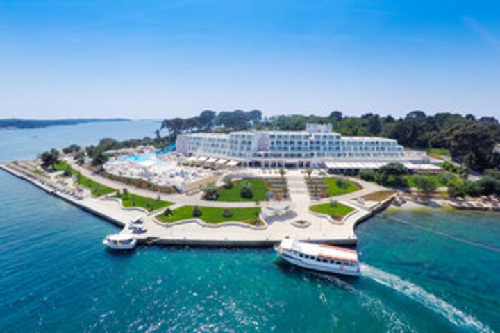 Fortuna Island Hotel