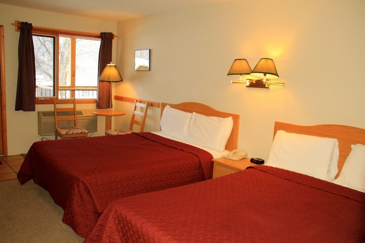 Room 16 of 80