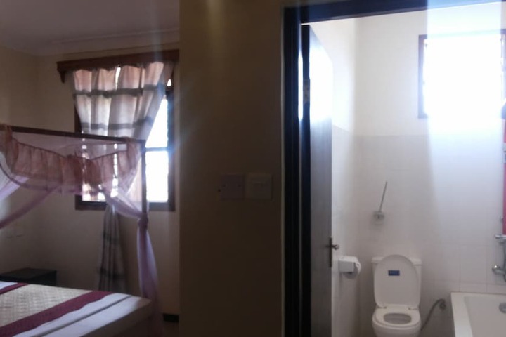 Room 46 of 81