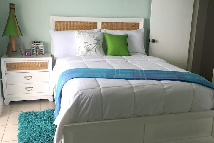 Room 2 of 110