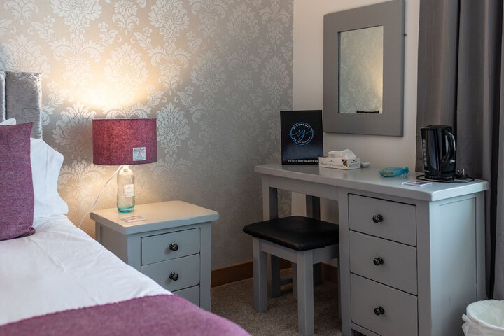 Room 14 of 94