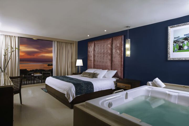 Room 3 of 63