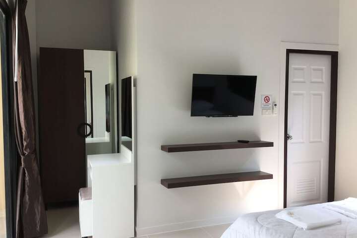 Room 40 of 54