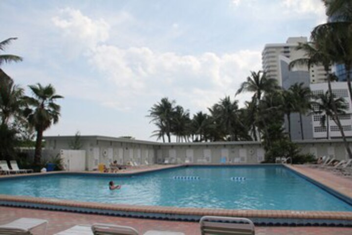 Pool 19 of 31