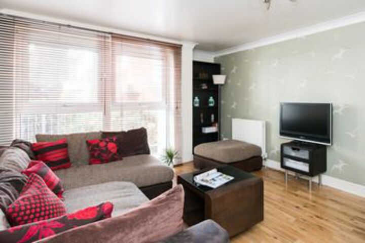 Room 16 of 19