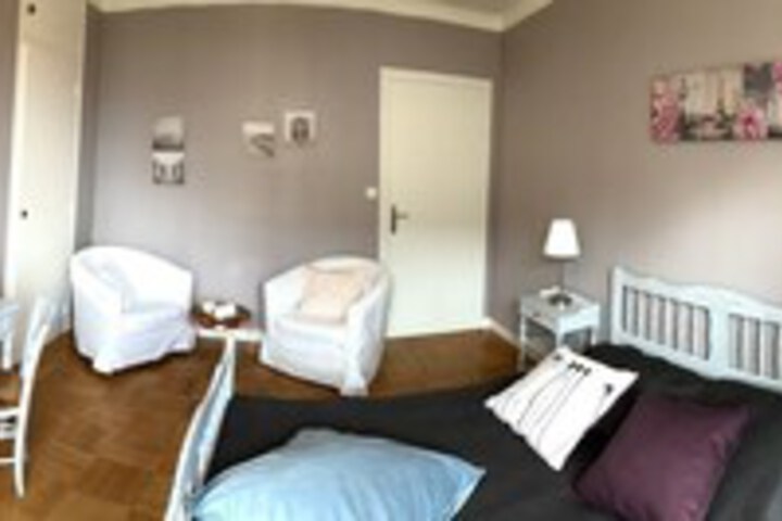 CHEZ MELO