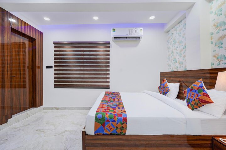 Room 18 of 29