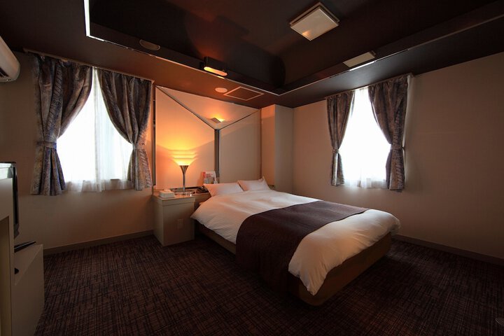 Room 4 of 21