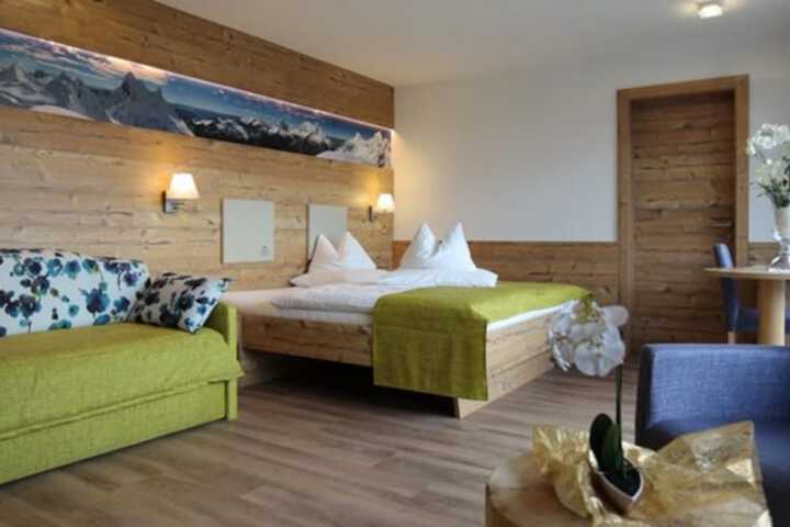Room 15 of 39