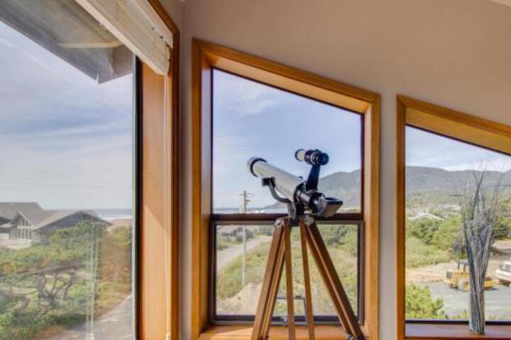 Beach Street Retreat in Manzanita, OR