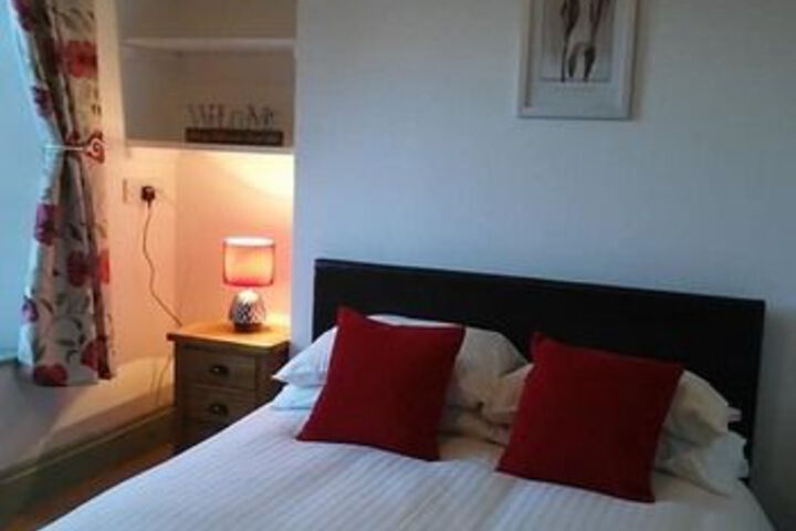 Room 8 of 31