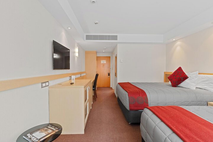 Room 9 of 47