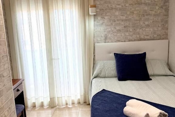 Room 17 of 23