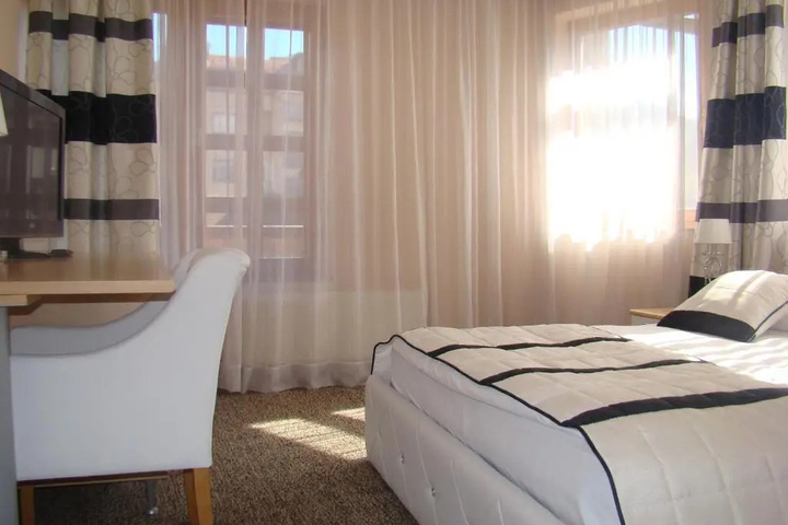 Room 3 of 14
