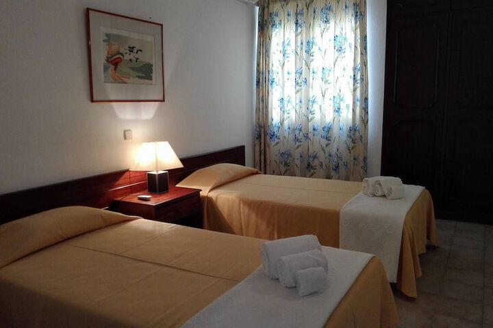 Room 14 of 50