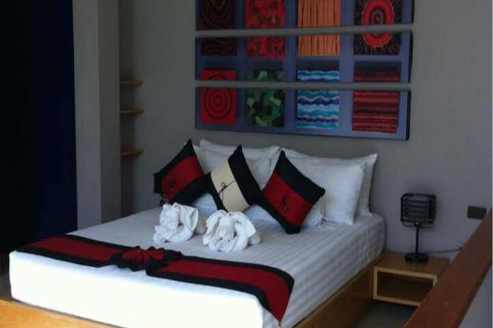 Room 15 of 38