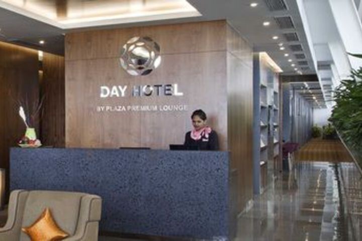 Plaza Premium Day Hotel
