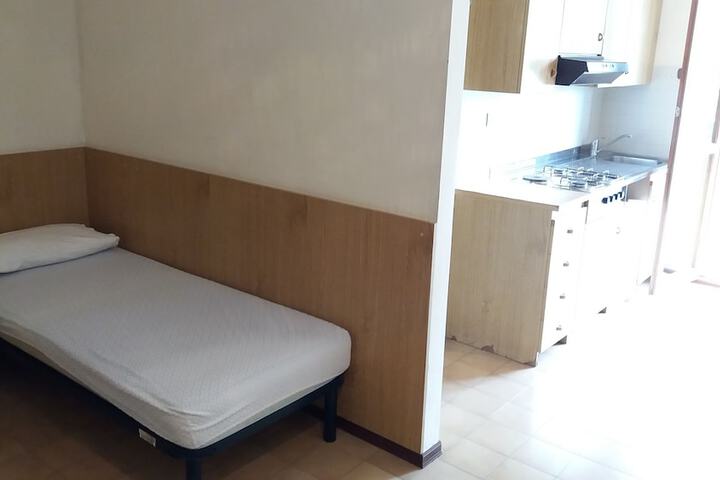 Room 3 of 60