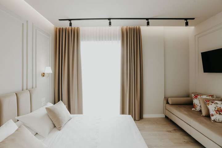 Room 30 of 92